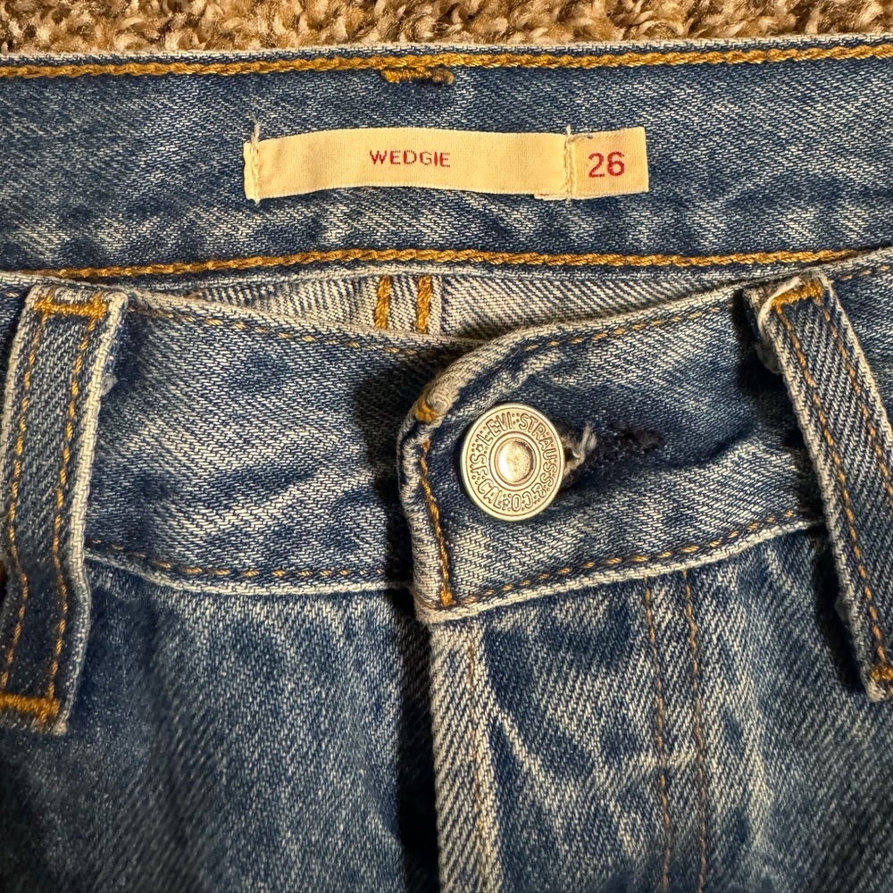 Levi’s Wedgie Icon Jeans in Athens Hera Size 26 - Picture 8 of 13